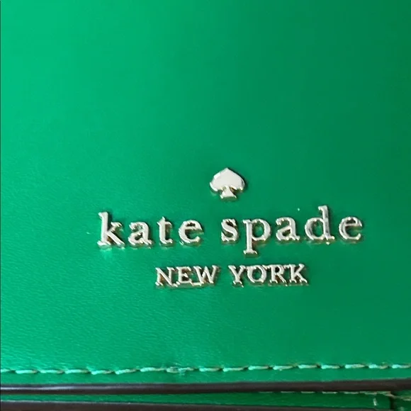 Kate Spade Watermelon passport holder/cover NWT - Picture 5 of 9